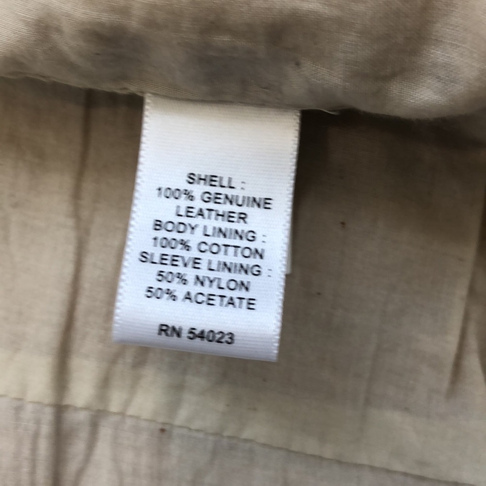 Vintage Banana Republic leather Jacket - Picture 4 of 17